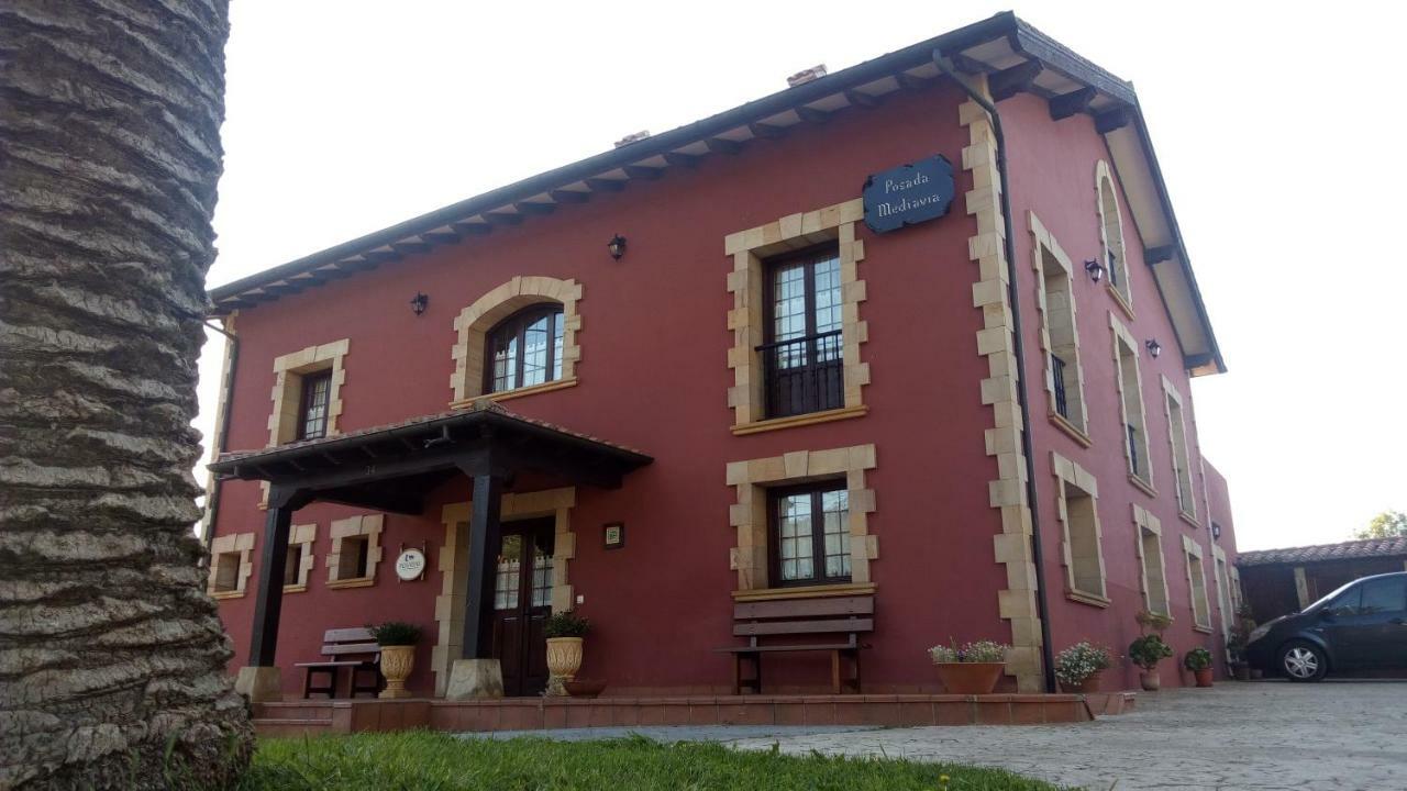 Posada Mediavia 우비아르코 외부 사진